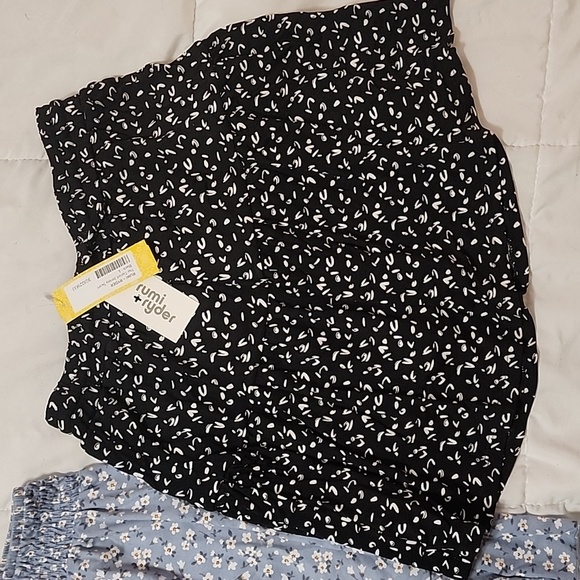 Girls Skirt\Skort Combo L/16 - Picture 2 of 7